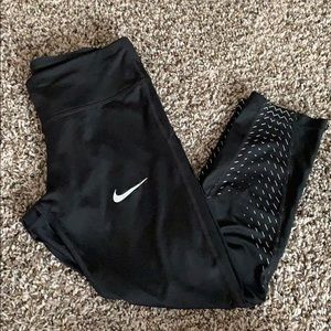 Nike crop leggings